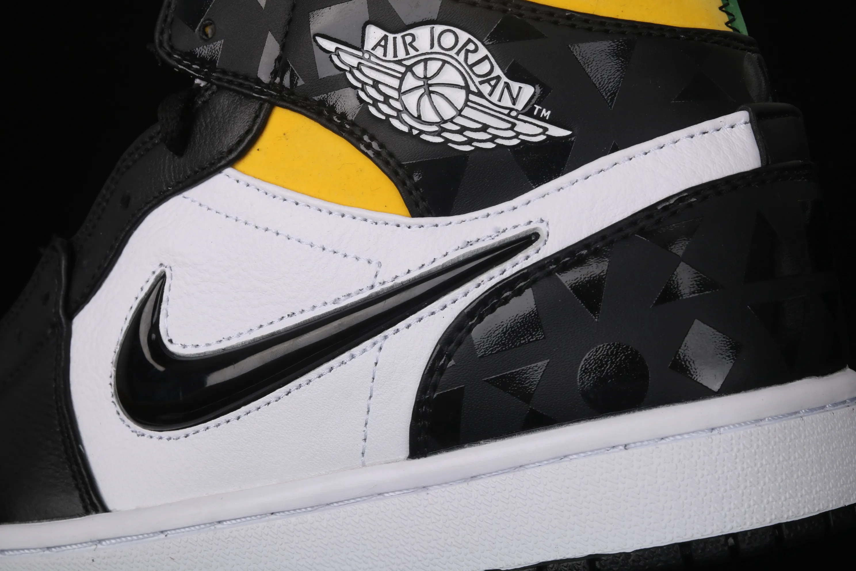 All categories Air Jordan Jordan series basketball shoes Air Jordan 1 Mid Air Jordan 1 Quai 54 Mid (2019) AJ1 Joe 1 China series French streetball four-color mandarin duck CJ9219-001